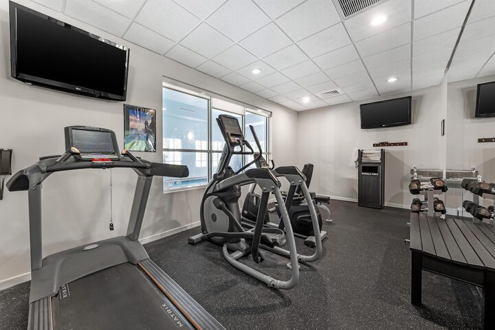 Best Western Plus Miami Airport North Hotel & Suites