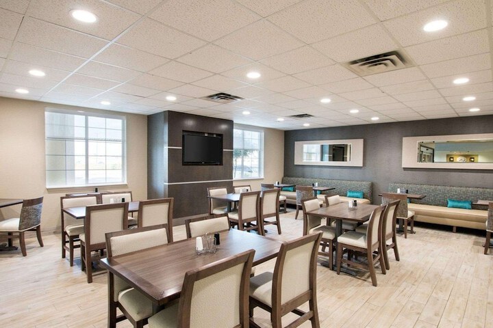 Comfort Suites San Angelo near University