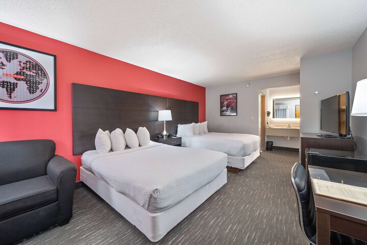 Room 83 of 119