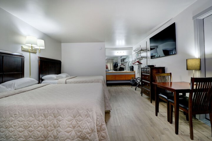 Room 40 of 59
