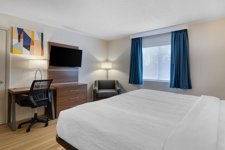 Baldwin Inn & Suites SureStay Collection by Best Western
