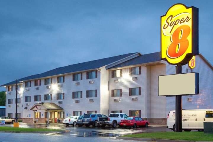 Hotel 2 of 20
