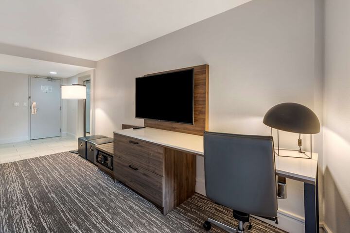 Room 19 of 55