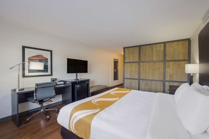 Room 29 of 36