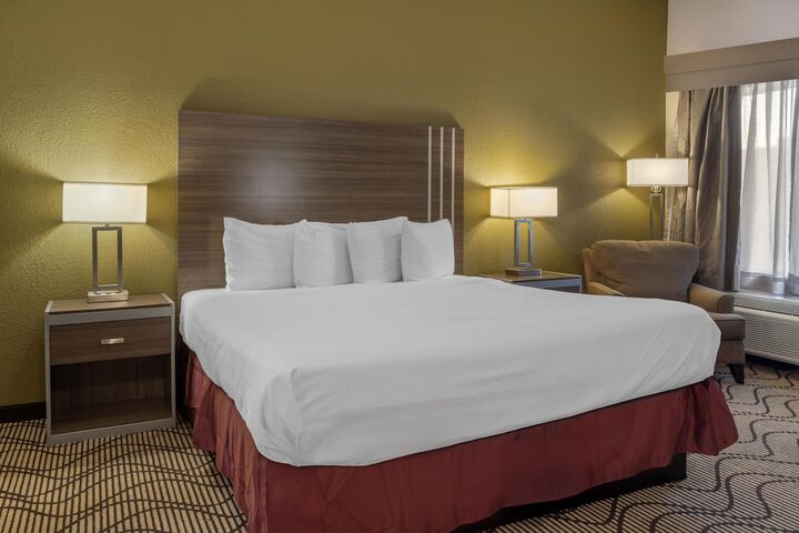 Best Western Heritage Inn