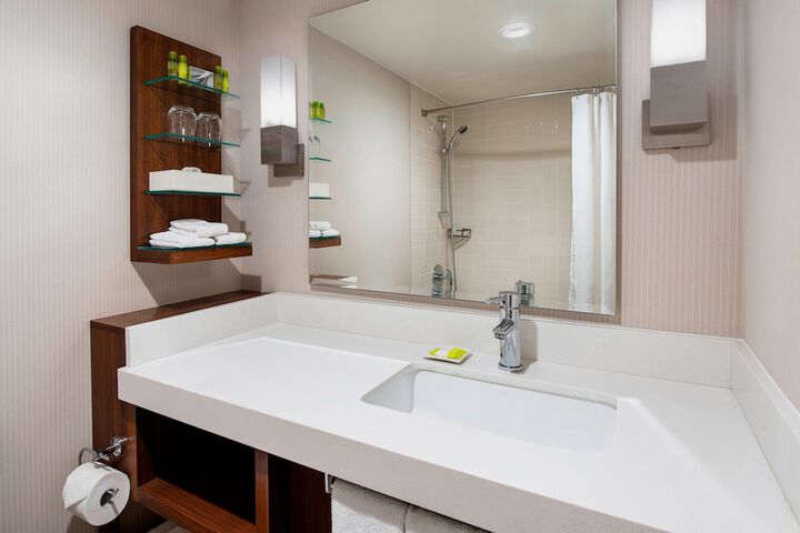 Delta Hotels by Marriott Regina