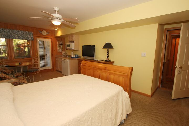 Room 22 of 44