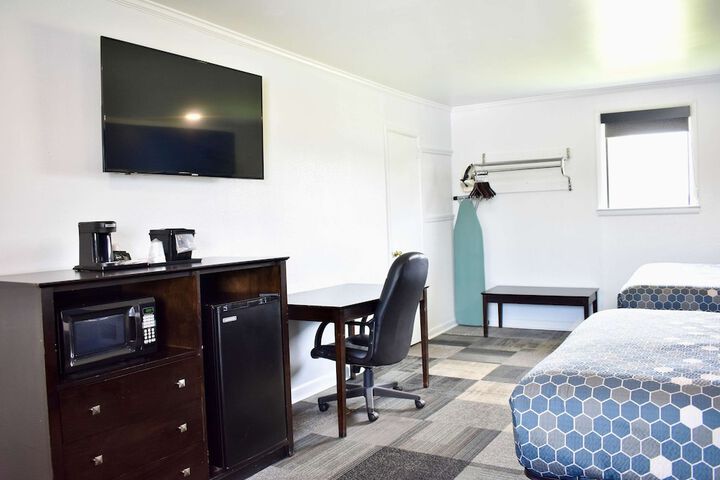 Room 17 of 23