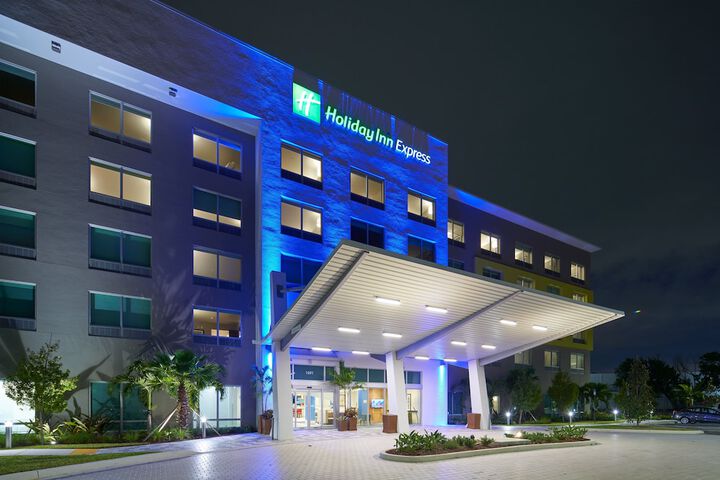 Holiday Inn Express Doral Miami by IHG