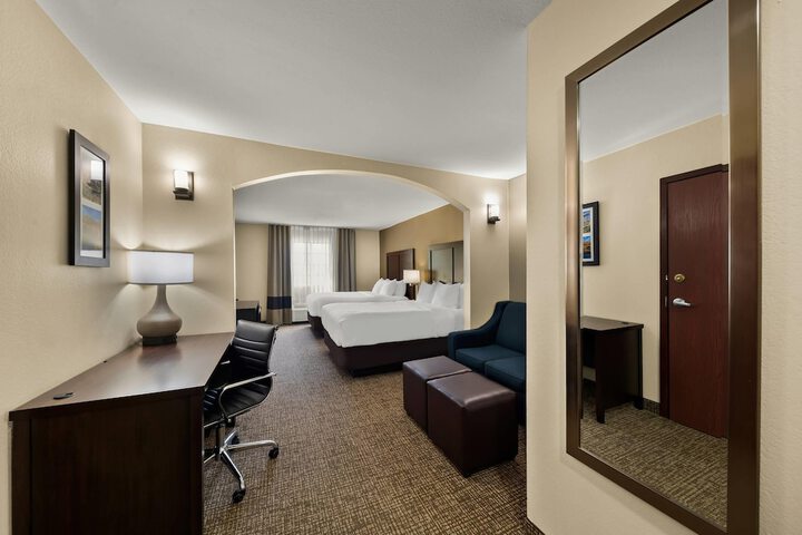 Comfort Inn & Suites Atoka