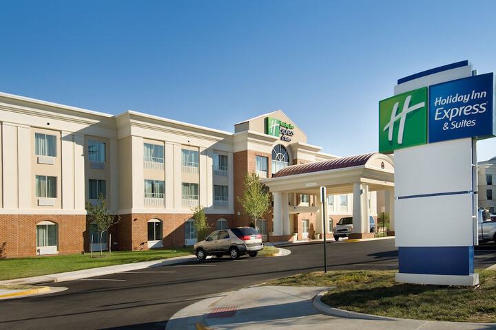 Hotel 2 of 50