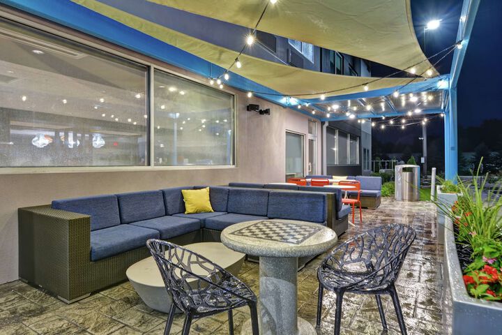 Terrace/Patio 34 of 35