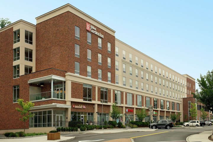 Hotel 5 of 42