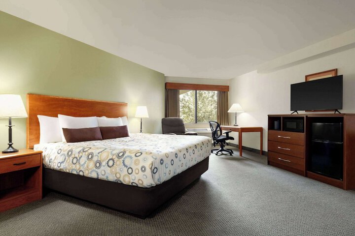 AmericInn by Wyndham Havre