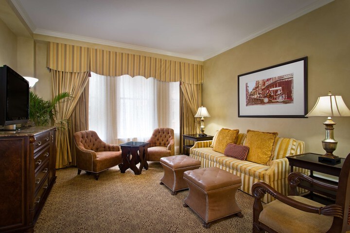 Room 115 of 259
