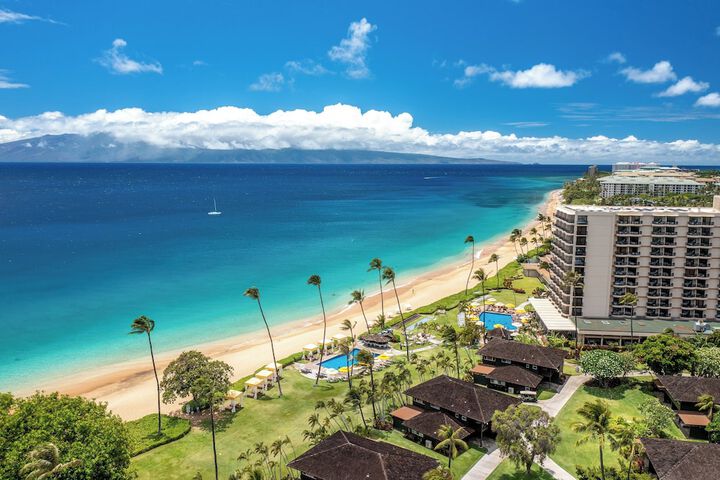 Royal Lahaina Resort & Bungalows