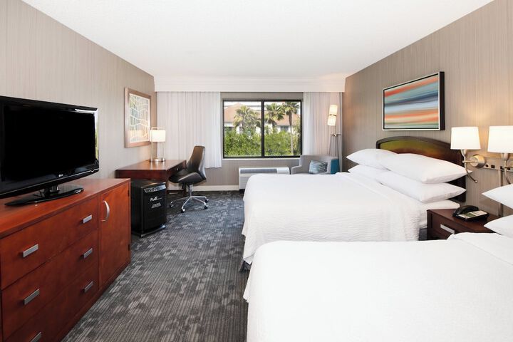 Courtyard by Marriott Oakland Airport