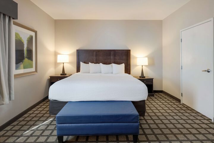 Room 21 of 27