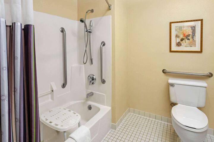 Room 19 of 28