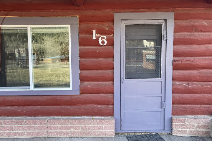 Hotel 7 of 110