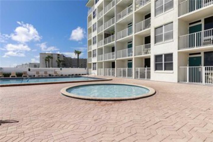 Ocean Jewel 364 Studio Condo