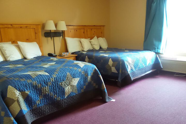 Room 6 of 14