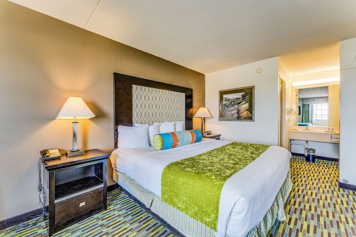 Wyndham Garden Wichita Downtown