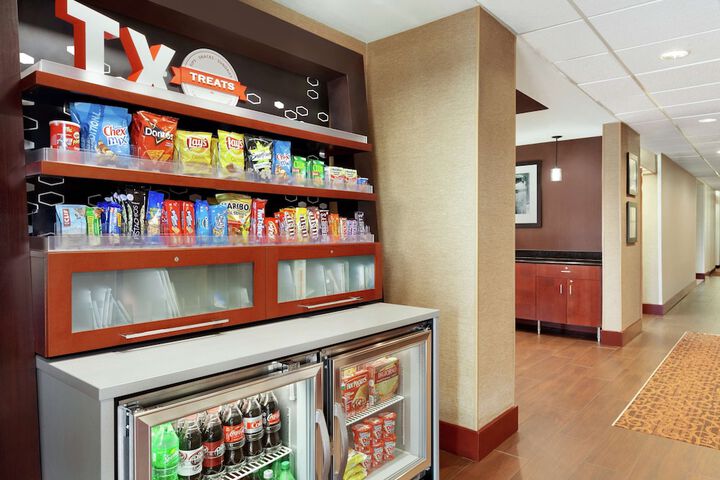 Hampton Inn Houston / Stafford