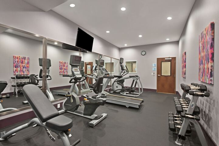Holiday Inn Express & Suites New Cumberland by IHG