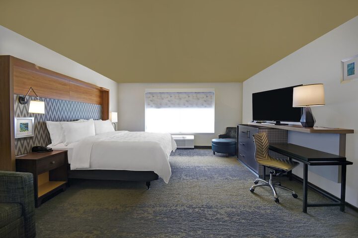 Room 35 of 57