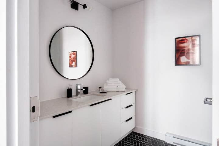 Room 114 of 126