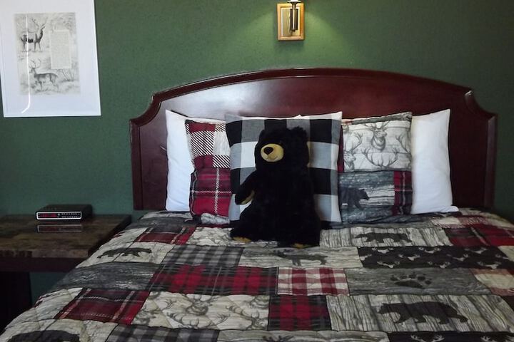 Room 136 of 175
