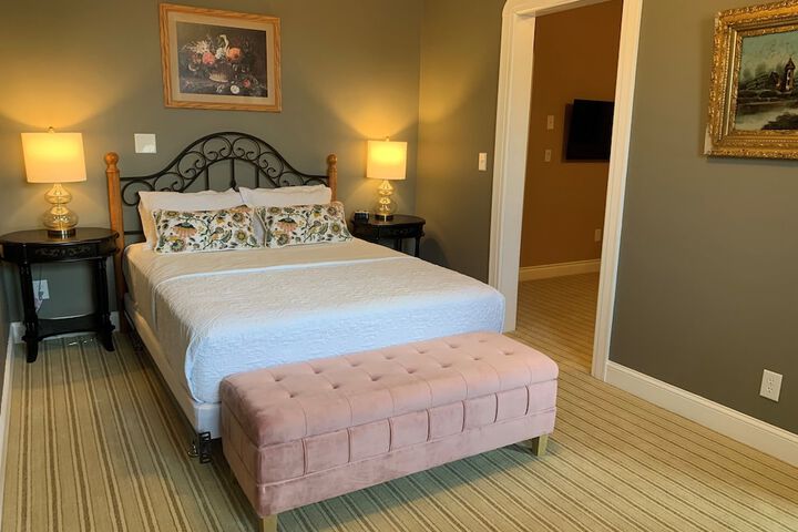The Naples Hotel