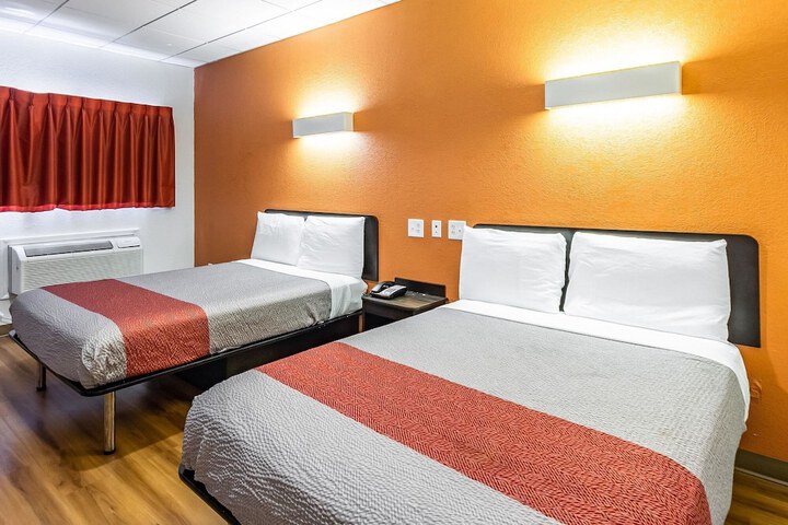 Motel 6 Elizabeth NJ - Newark Liberty Intl Airport