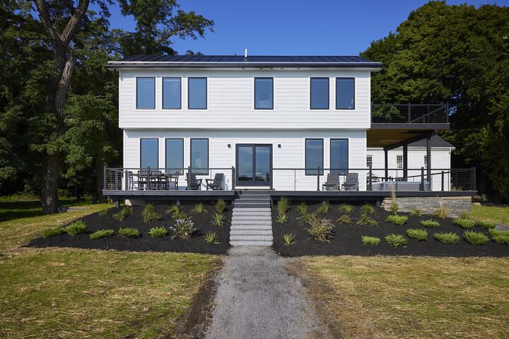 Hudson River Way by Woodstock Way Hotel