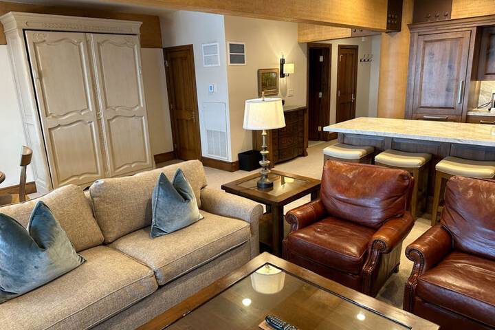 Room 354 of 500