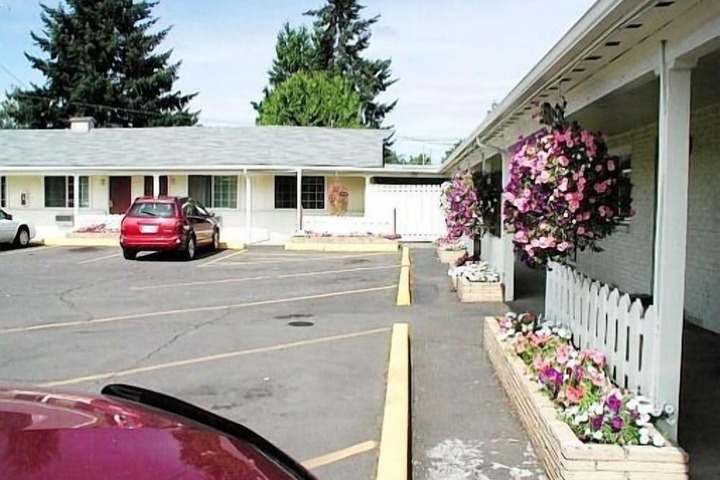 Property Grounds 21 of 21