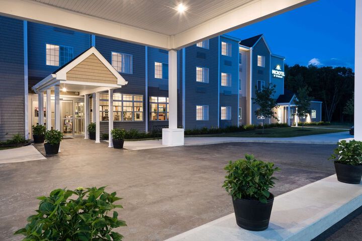 Hotel 2 of 37