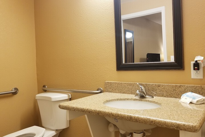 Room 31 of 59
