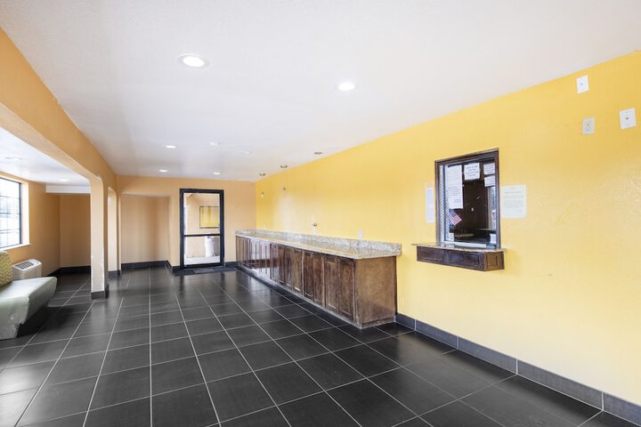 Hotel Interior 10 of 25
