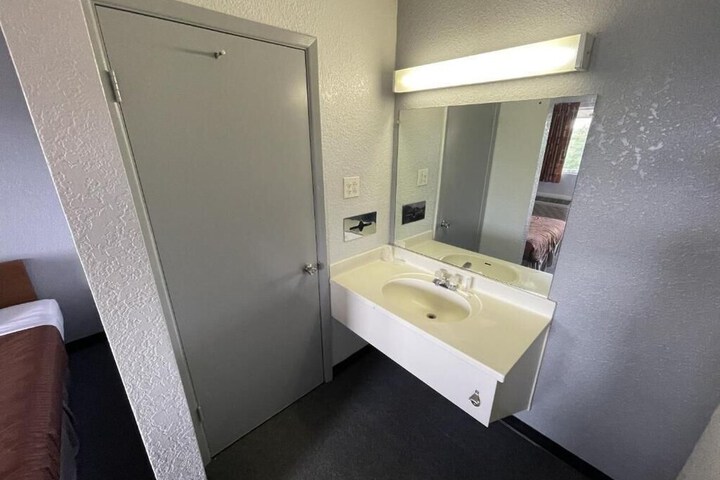 Room 36 of 56