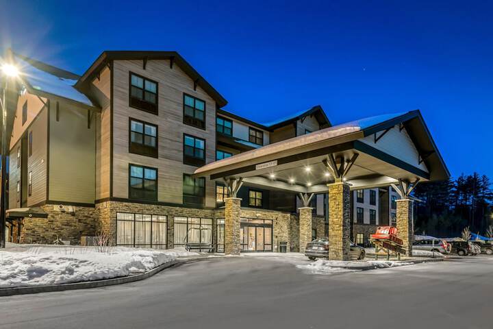 Hotel 7 of 71
