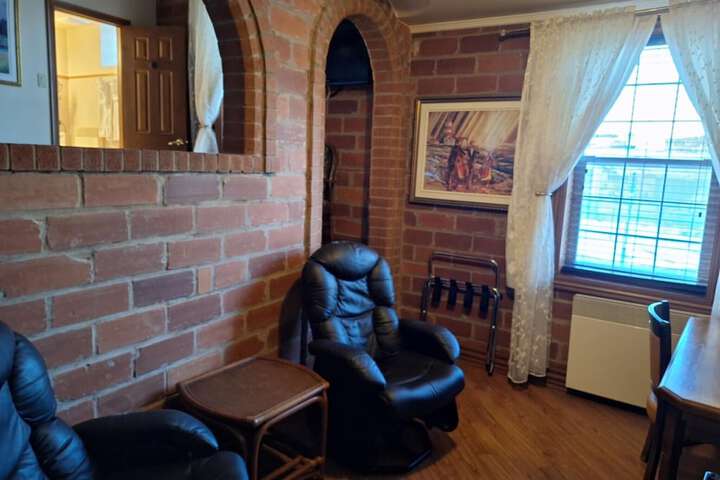 Room 13 of 52