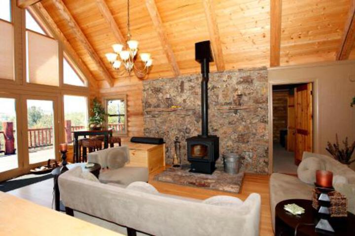 County Road House 146846
