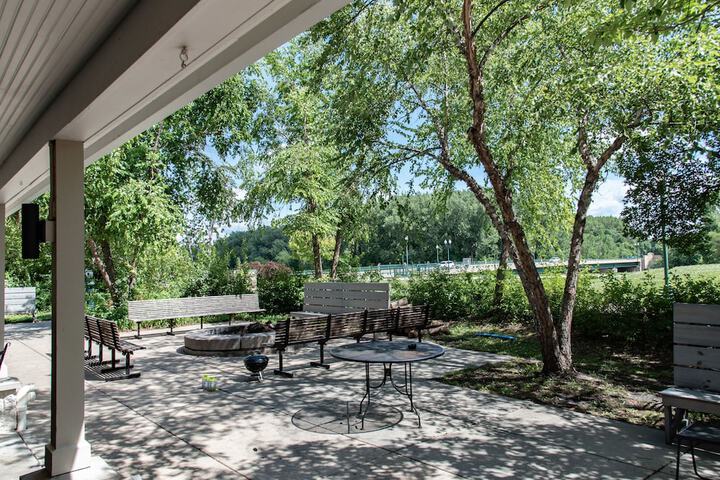 Terrace/Patio 36 of 37