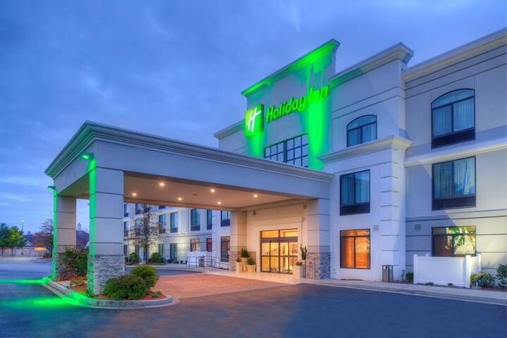Hotel 2 of 90