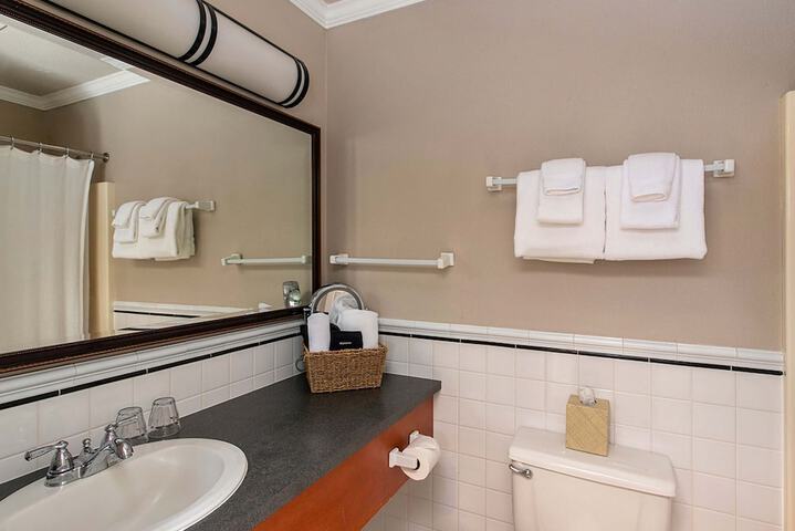 Cannon Beach Hotel Collection