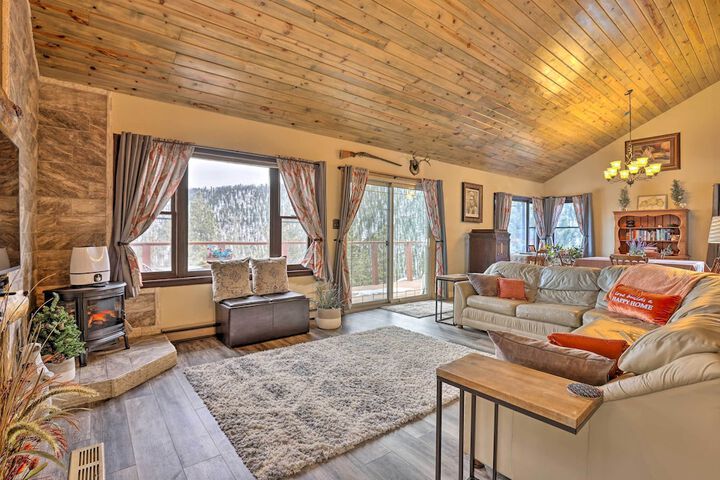 Private Sauna & Mtn Views: Idaho Springs Gem