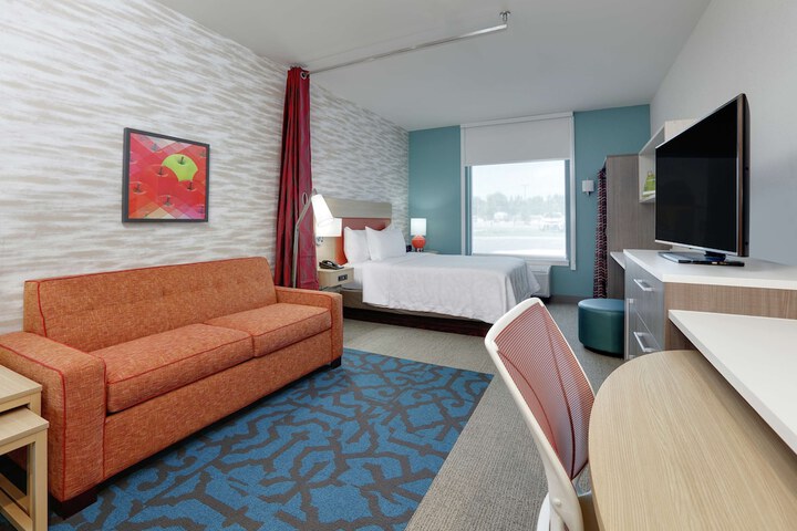 Room 35 of 49