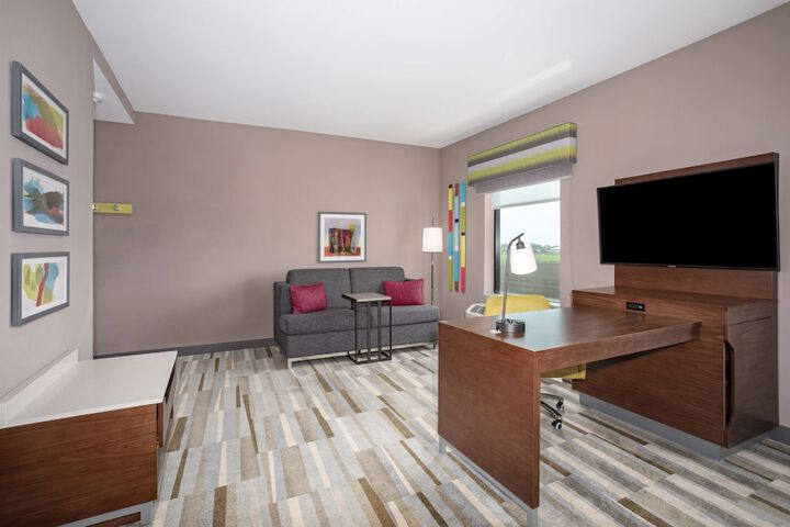 Room 22 of 49